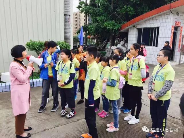 【圍觀】福建小記者走進(jìn)農(nóng)場體驗(yàn)農(nóng)耕樂趣