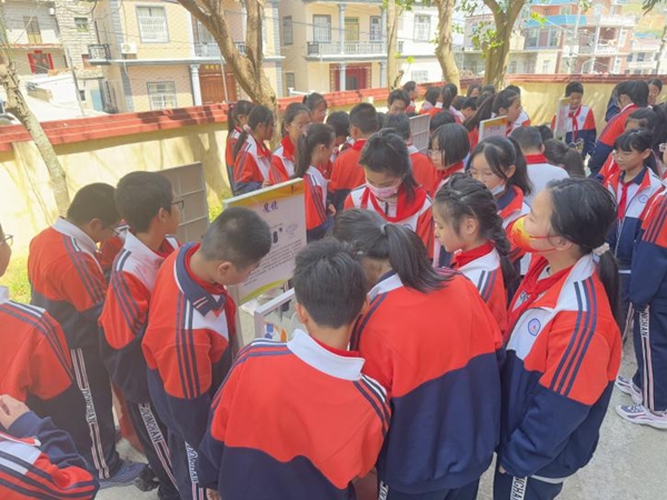 探索科學奇妙，助力青少年科創——福州科技館科普大篷車走進福清市東瀚蓮峰小學