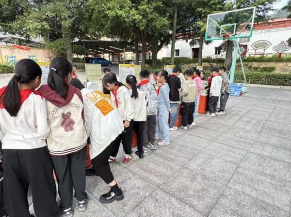 “科技大篷車，點燃科學夢”——長樂區鶴上鎮中心小學相約福州科技館共探科學秘境