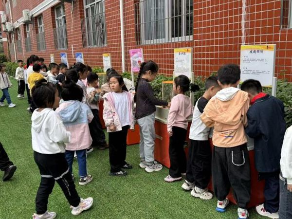 “玩轉(zhuǎn)科學(xué),車享快樂”——福州科技館攜手福州市遠洋小學(xué)共赴趣味科學(xué)之約 “玩轉(zhuǎn)科學(xué),車享快樂”——福州科技館攜手福州市遠洋小學(xué)共赴趣味科學(xué)之約