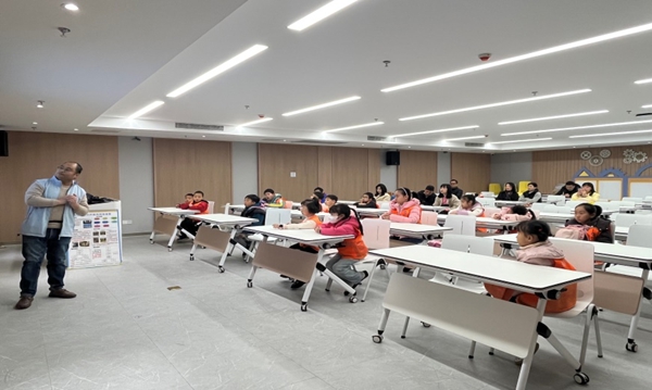探索航天科技，培育未來人才?。Ｖ菘萍拣^航天主題活動回顧