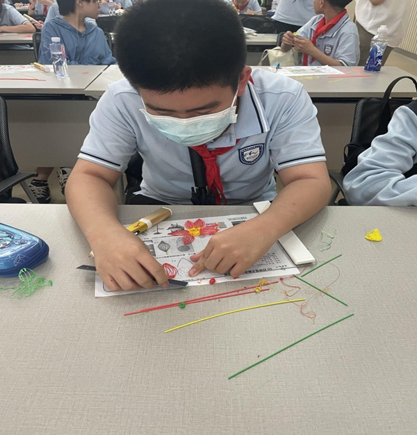 國科大福建學院附中到中國科學院海西研究院開展黨團隊一體化活動