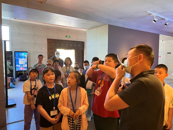 福州科技館壽山石分館開展戶外徒步研學活動