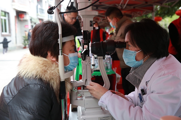福州科技館眼健康分館參加2024年省、市“三下鄉”集中服務活動