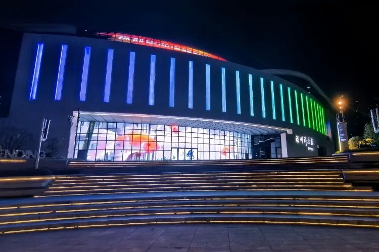 福州科技館新館夜景！炫酷來(lái)襲！
