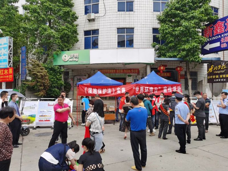 深入漁村，宣傳濕地保護法！
