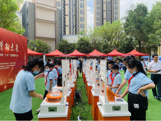 “喜迎二十大 科普向未來”——2022年福州市全國科普日活動暨福州科技館科普場館“1+N”志愿服務行動啟動
