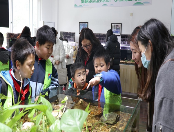 福州科技館開展312植樹節——“擁抱春天，探索大自然的奧秘”分館研學活動