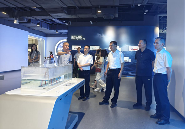 三明市科協(xié)領(lǐng)導參觀調(diào)研福州科技館